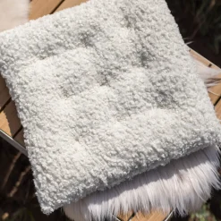 Depot Coussin D'Assise En Peluche